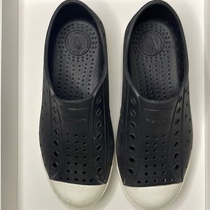 Native Jefferson Kid’s J1 Jiffy Black/ Shell White